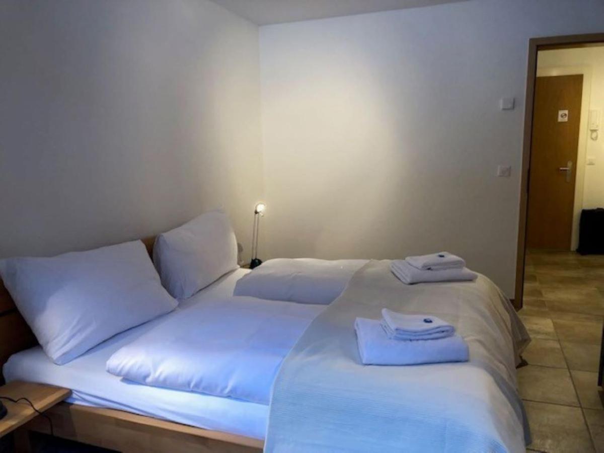 Komfortabel, Perfekte Lage, Neue Wohnung, Gratis P เลาเทอร์บรุนเนน ภายนอก รูปภาพ